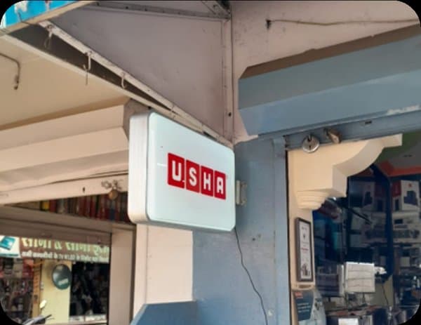Facade branding and ACP signage for dealership